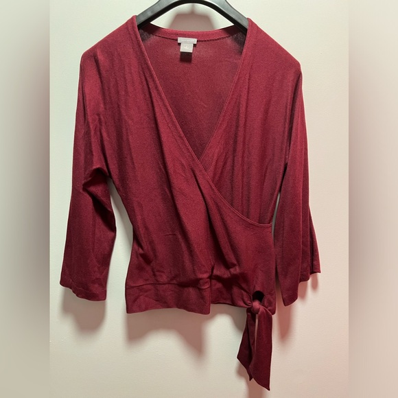 Ann Taylor Sweaters - Ann Taylor Faux Wrap Sweater Size Small